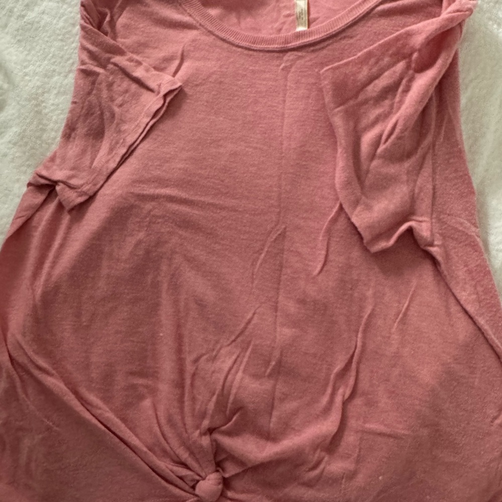 Aeropostale Front Tie Tee Size L